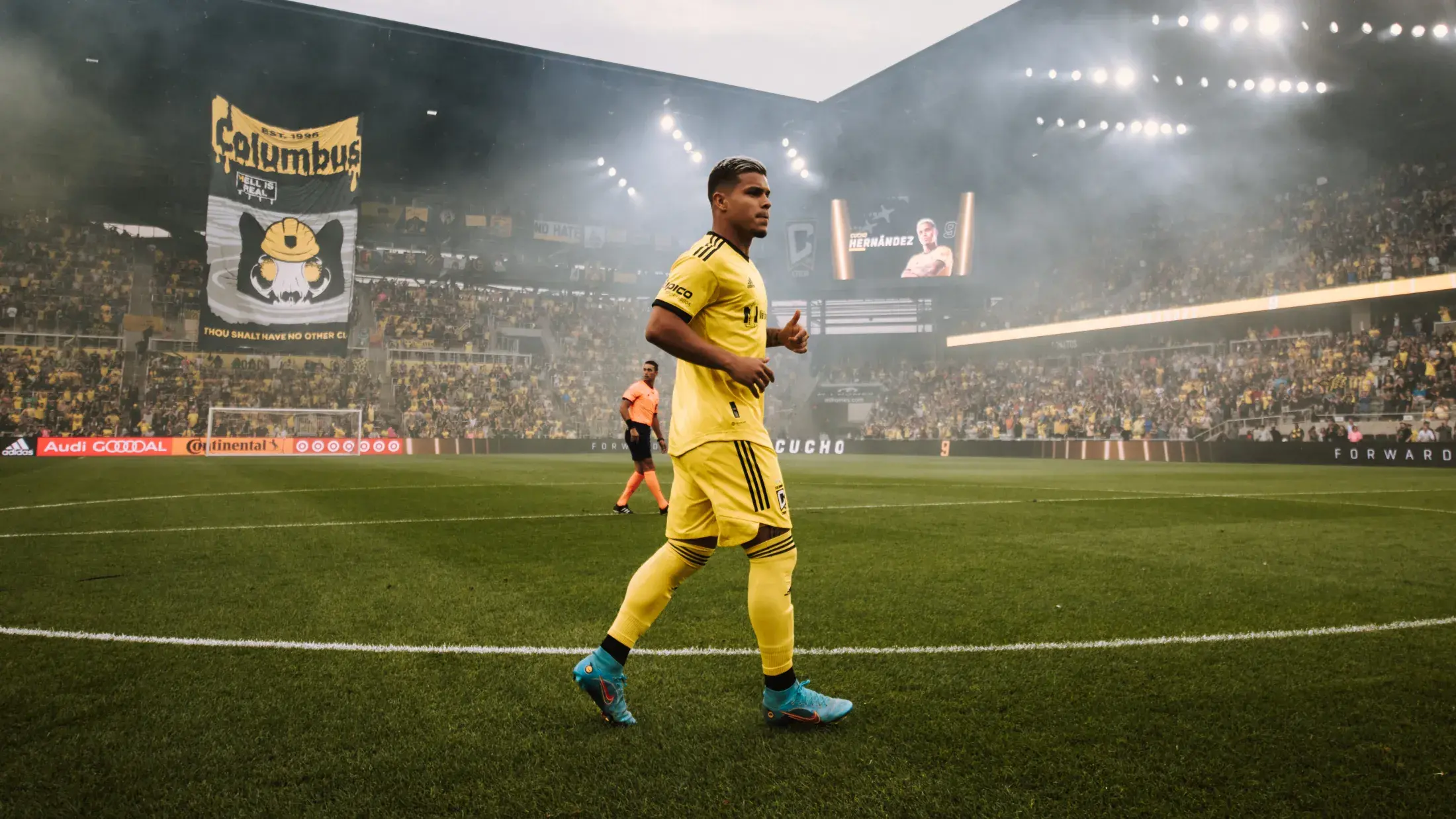 columbus crew player walking through the pitch