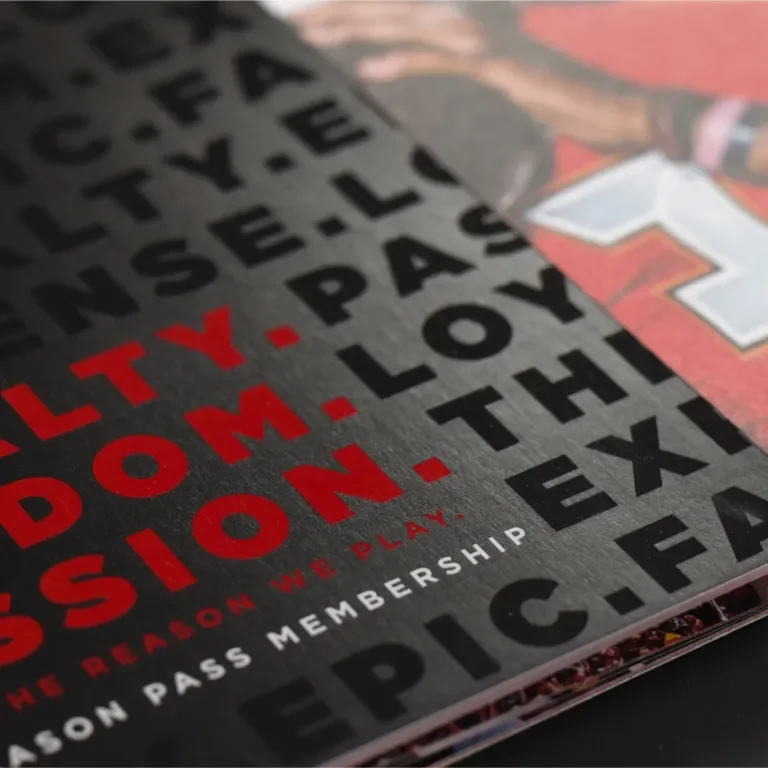 season pass cover, highlighting of dull and shiny varnishes 