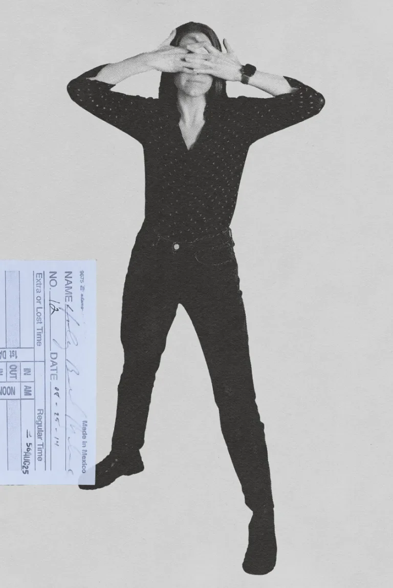 Second headshot of Holly with split effect 